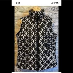 Lands End Women black white puffer vest medium